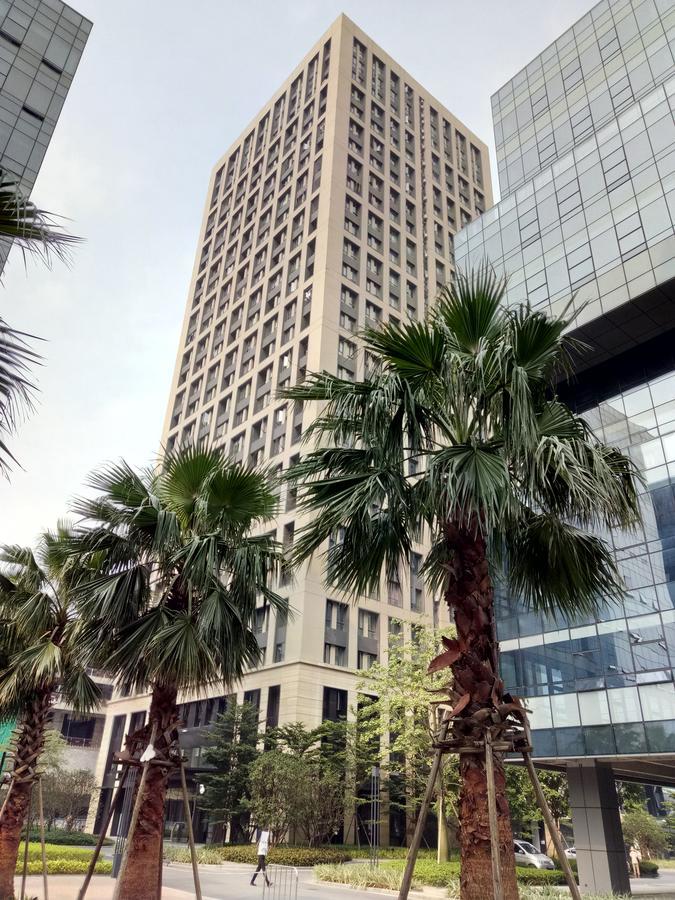 Guangzhou Laiste Aparthotel Science City Greenland Central Plaza Branch - Free Shuttle Bus To Canton Fair Complex During Canton Fair Period Eksteriør billede