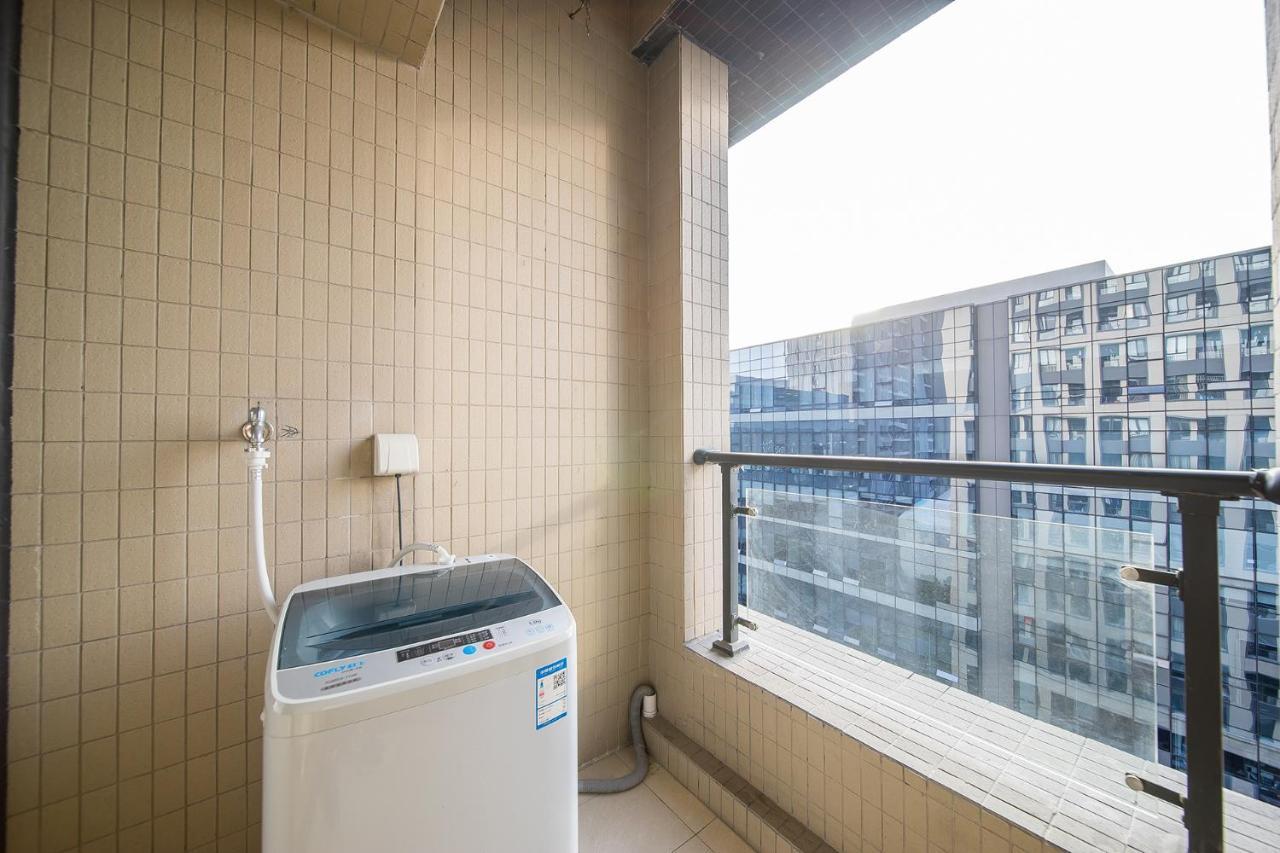 Guangzhou Laiste Aparthotel Science City Greenland Central Plaza Branch - Free Shuttle Bus To Canton Fair Complex During Canton Fair Period Eksteriør billede